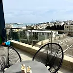 Luxury 2 Bedroom In
