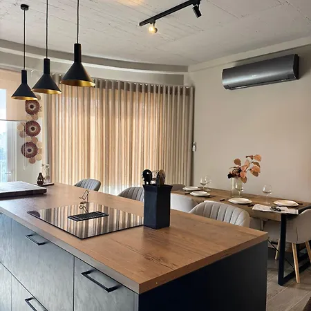 Luxury 2 Bedroom In